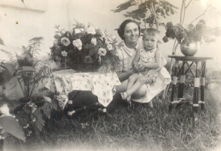 14 juni 37 we hebben feest, Mammie is jarig
